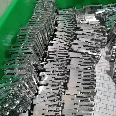 Pièces de fraisage CNC en petits lots