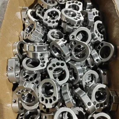 Pièces fraisées en petits lots